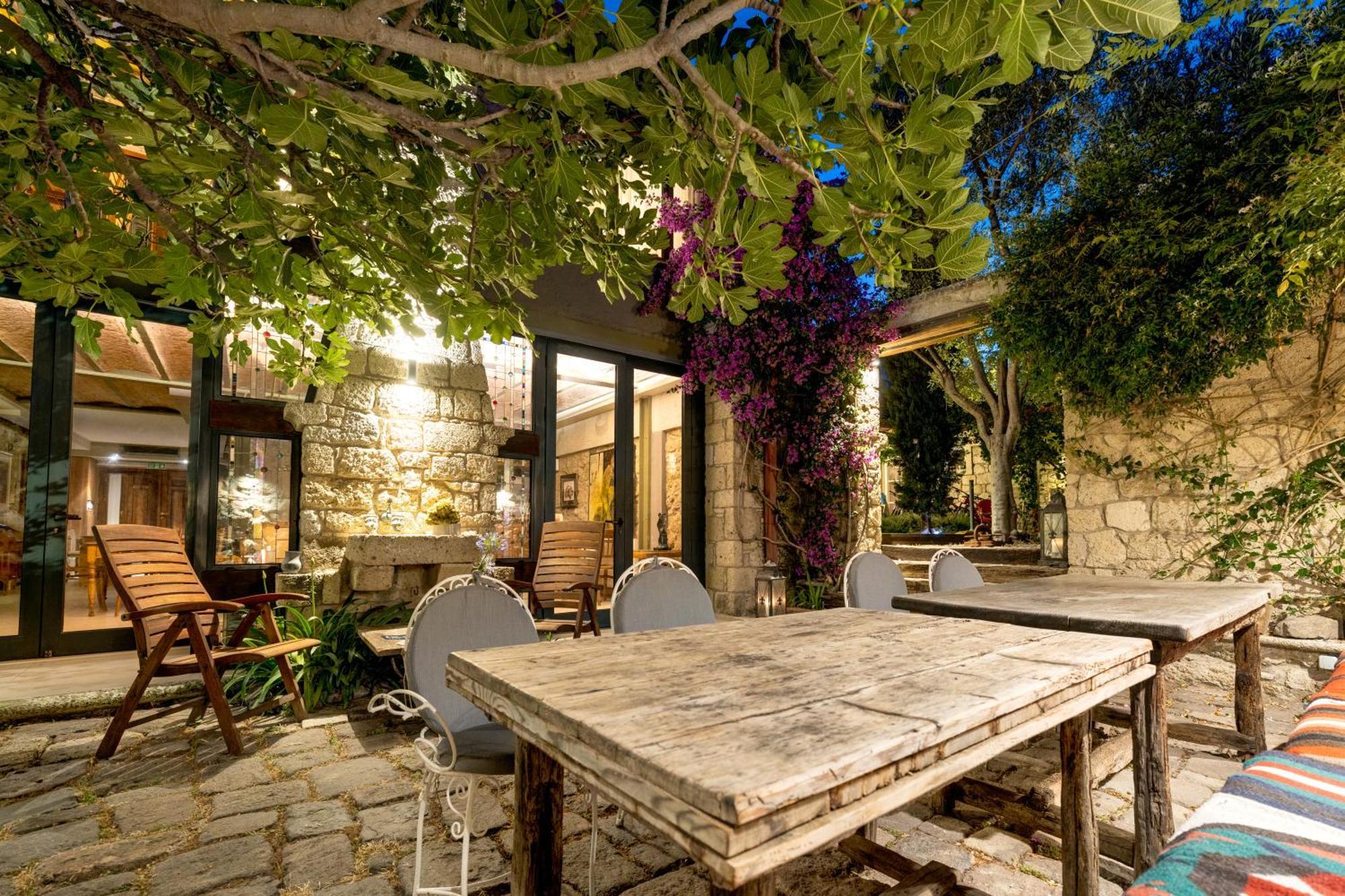 Sakin Ev Hotel Alacati Exterior photo